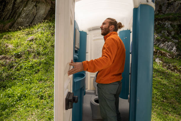 Best Porta potty rental near me  in Delphi, IN